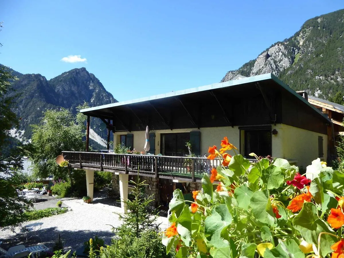 Apartment Appartement 2 Pieces Avec Terrasse Et Jardin Privatif, Calme, Proche Commerces Et Pistes De Ski - Fr-1-464-184 Pralognan-la-Vanoise